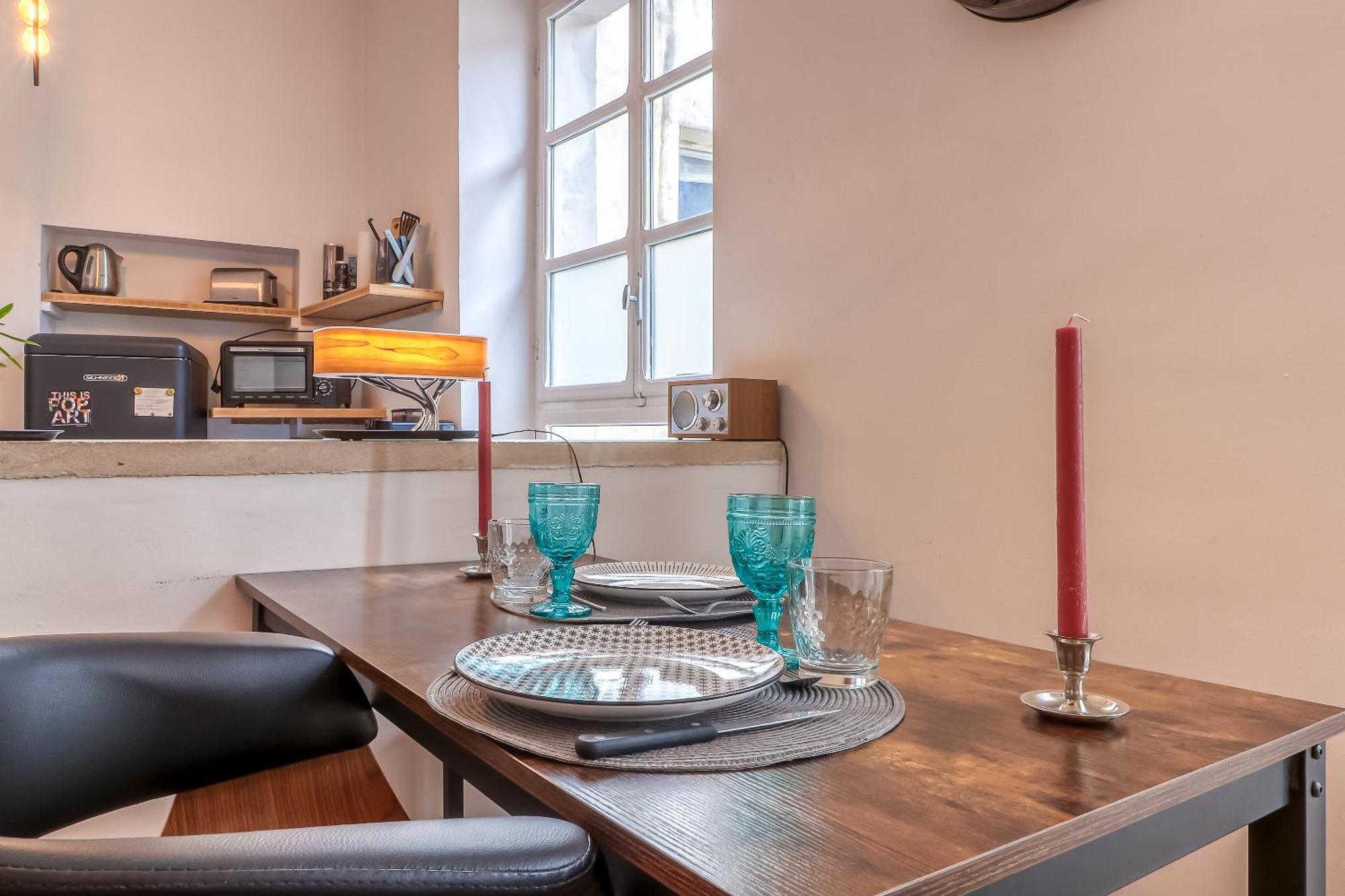 Le Vintage, Appart,Hotel Particulier, Centre Nimes Maisoncarreeconciergerie Buitenkant foto